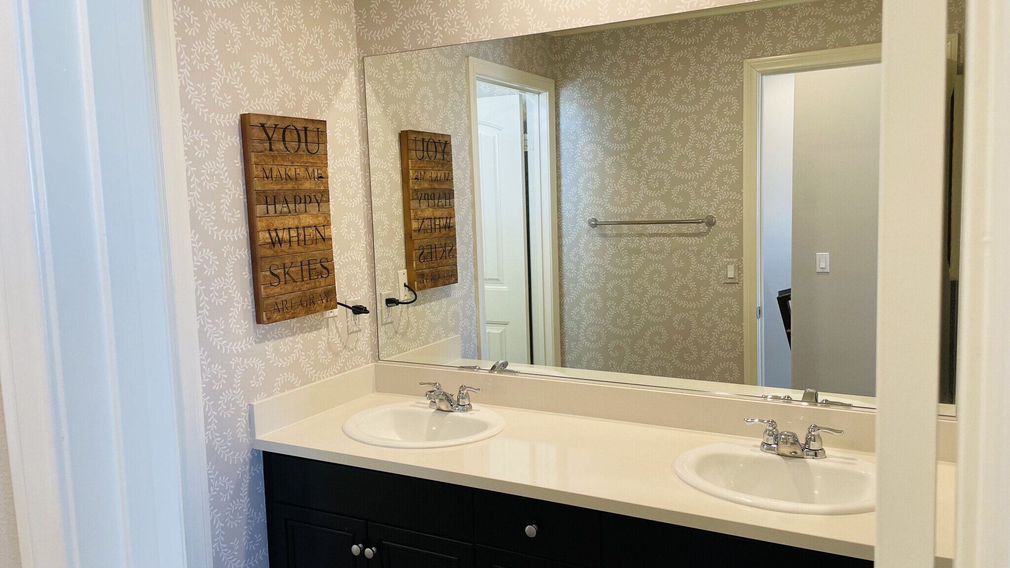 Building Photo - 24359 Verdugo Cir
