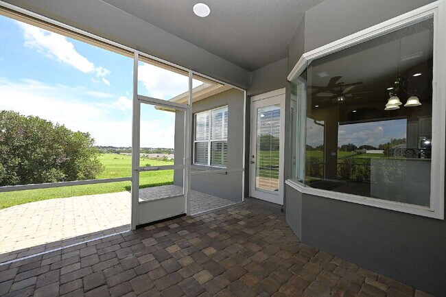 Building Photo - 2618 High Ridge Dr