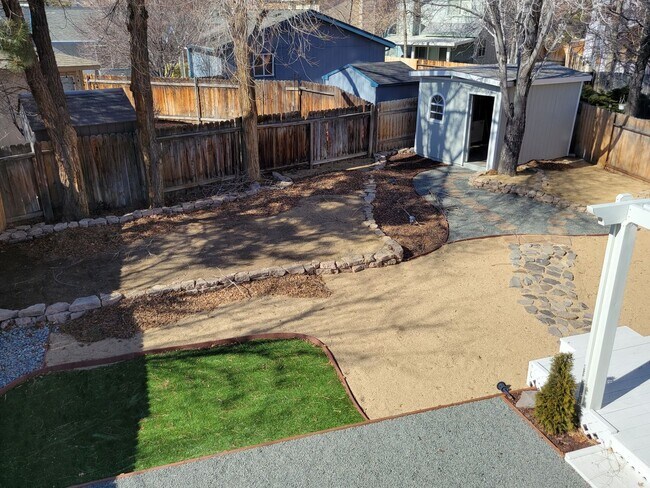 Building Photo - Beautiful Remodeled 4 Bedroom in Sparks