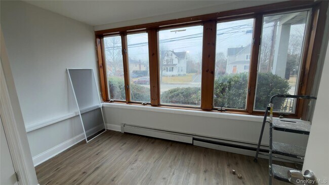 Building Photo - 225 Church St