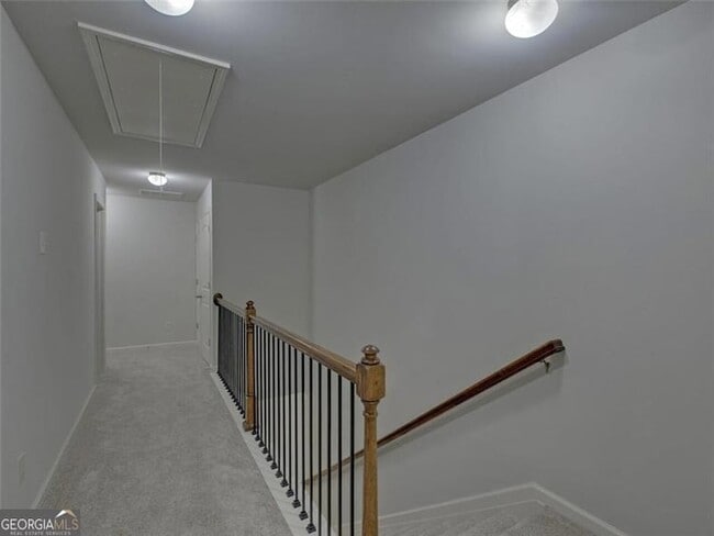 Building Photo - 329 Turtle Creek Dr