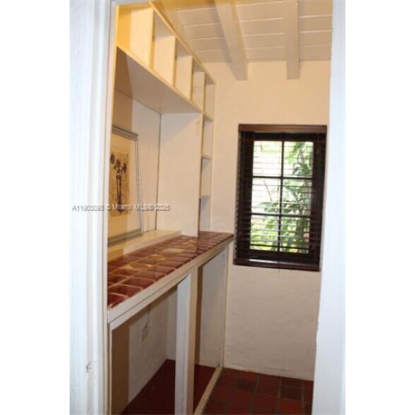 Building Photo - 1301 Milan Ave