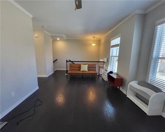 Building Photo - 871 Sunset Park Dr