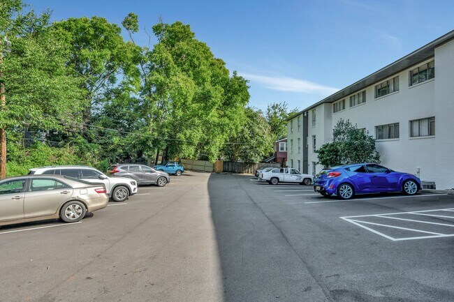Interior Photo - Breezeway