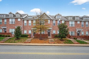 Building Photo - 117 Charlotte Dr