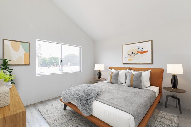 Building Photo - 2452 S Centinela Ave