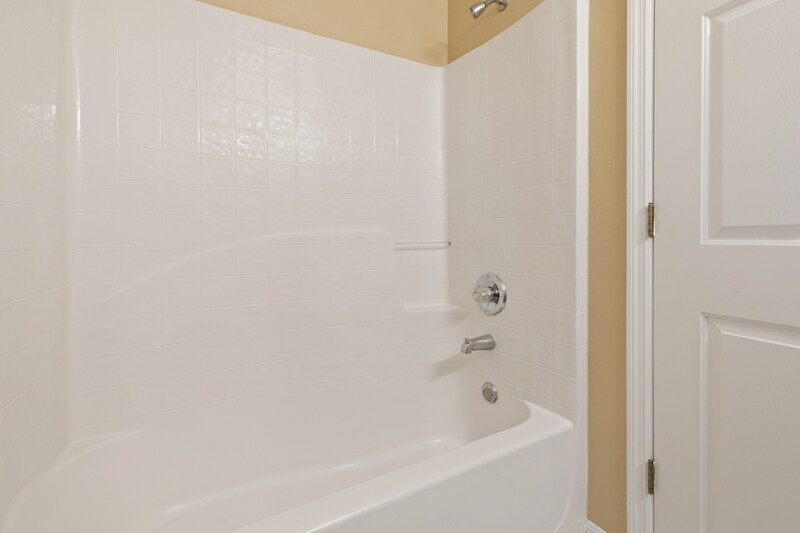 Building Photo - 57 Pin Oak Dr