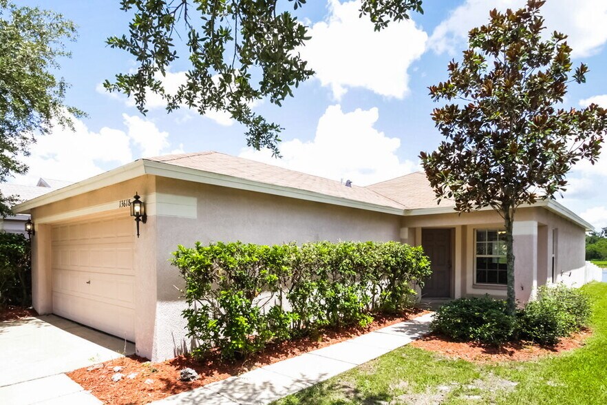 Building Photo - 13618 Silver Charm Ct