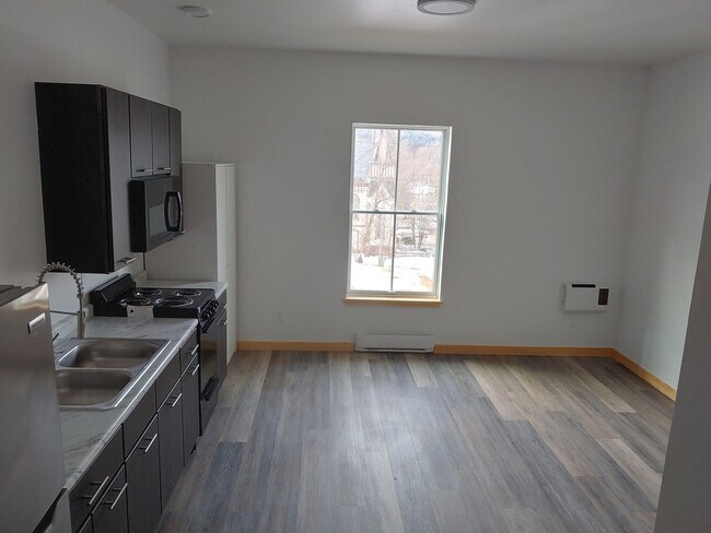 Building Photo - Studio in Richmond Village - Available March 1st!
