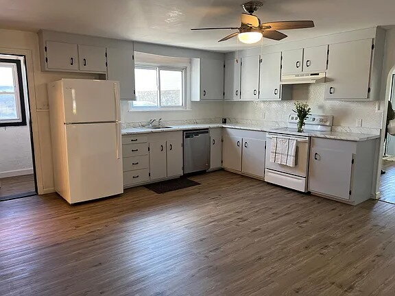 Building Photo - Contact today to learn more or to apply
