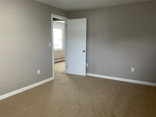 Building Photo - 61 S Main St