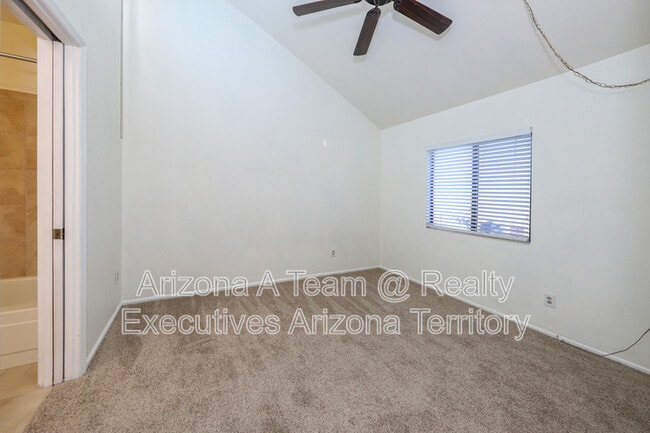 Building Photo - 8271 N Oracle Rd