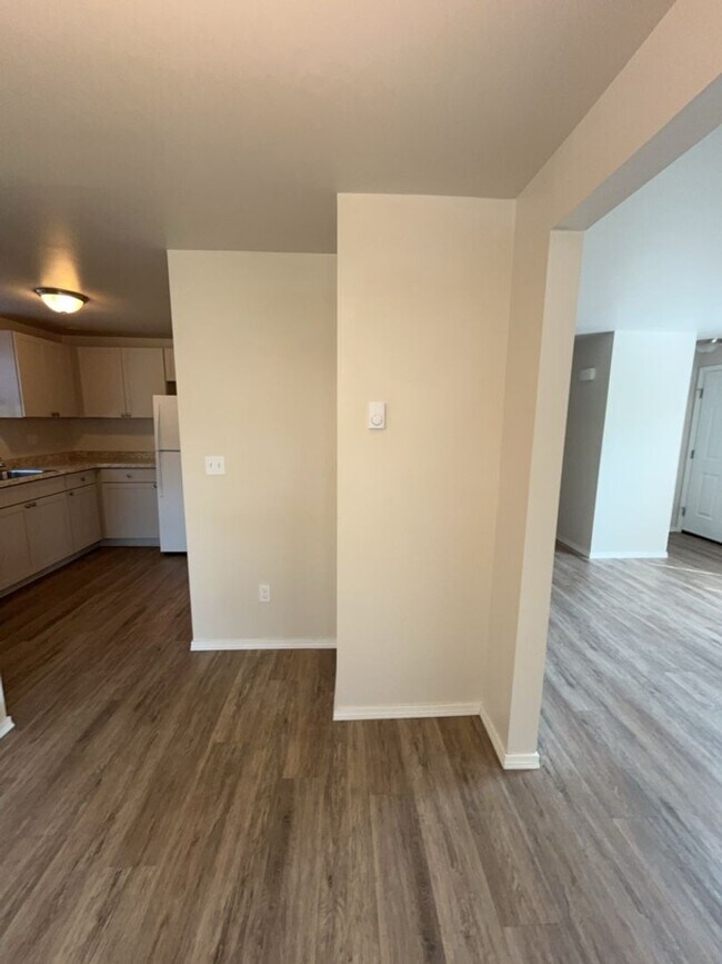 Building Photo - 2319 Wilson Ave