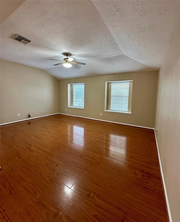 Building Photo - 16402 Tudor Point Ct