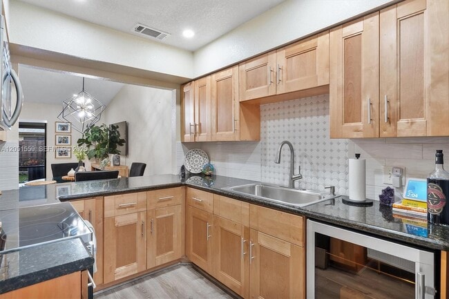 Building Photo - 1581 NW 98th Way