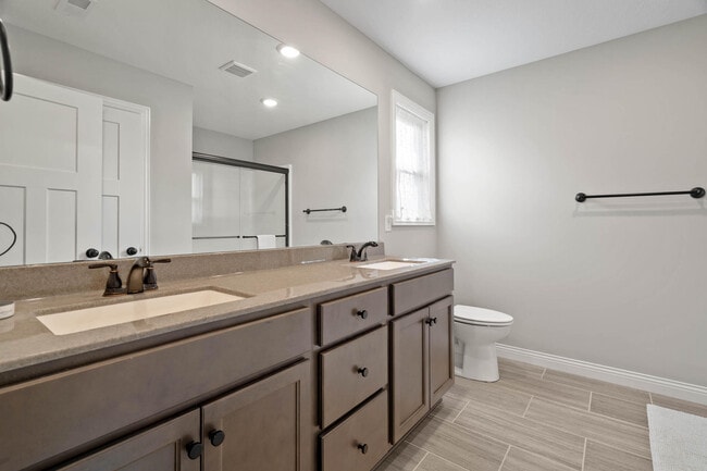 Building Photo - 3401 Yellowwood Dr
