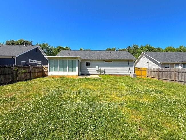 Building Photo - 7012 Rumple Rd