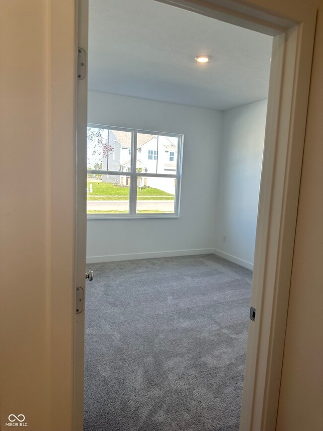 Building Photo - 8560 Tripp Rd