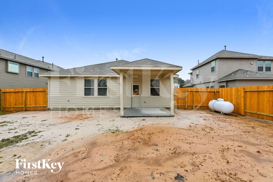 Building Photo - 11012 Patriot Ct