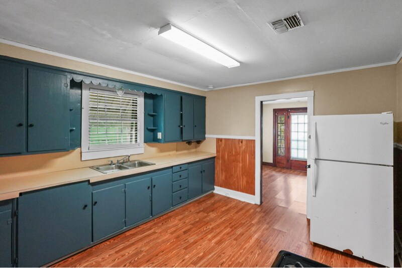 Building Photo - 113 Marmande St