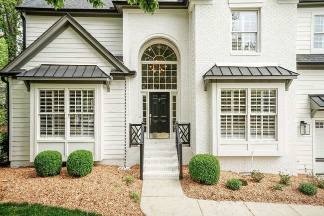 Building Photo - Meticulous Four Bedroom Dream Home!