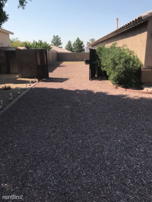 Building Photo - 4 br, 2 bath House - 10913 W Frier Dr