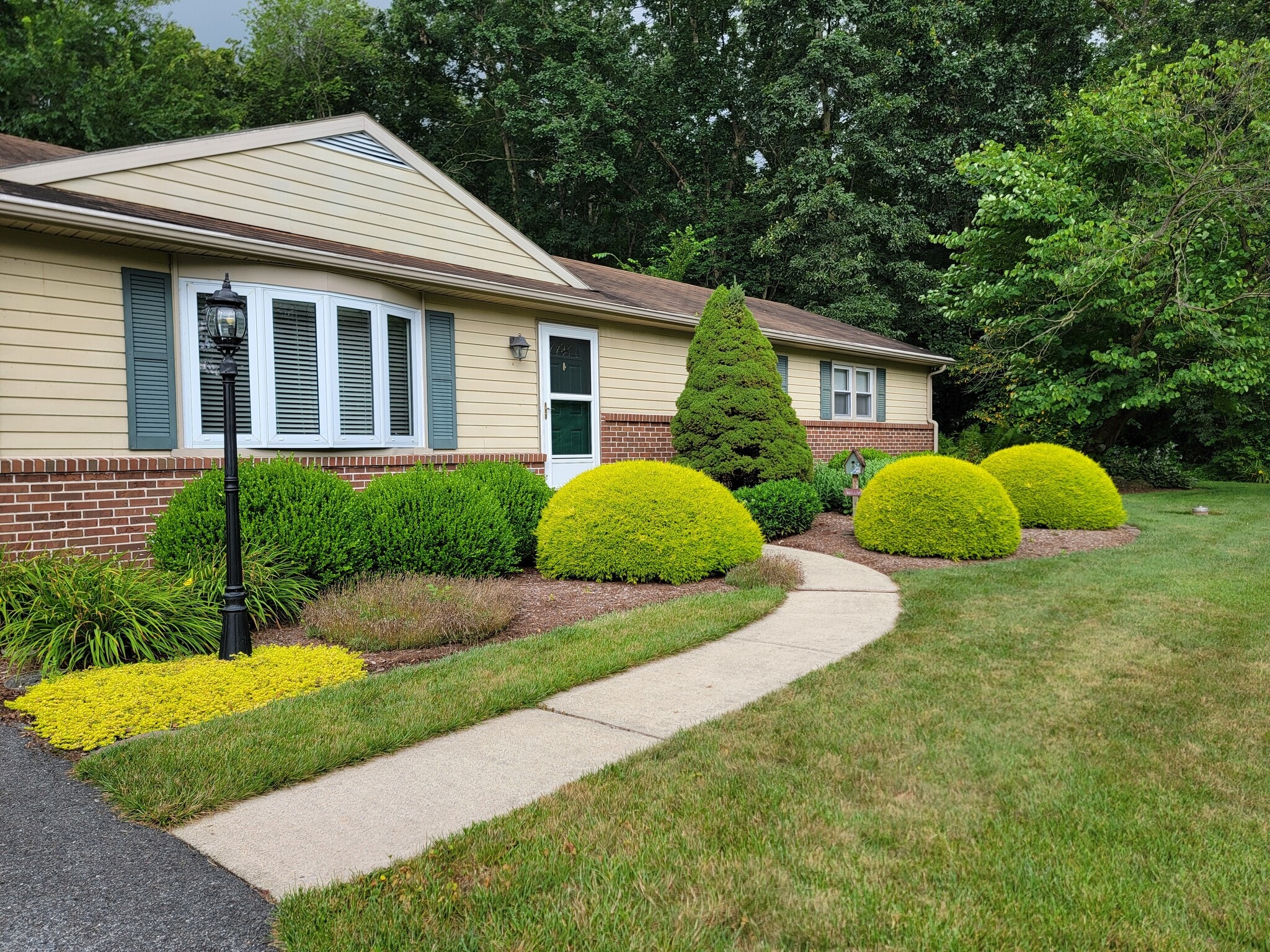 Building Photo - 1331 Woodland Cir