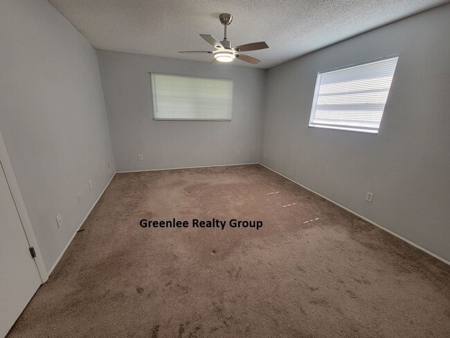 Building Photo - 2 Bed/2 Bath Condo in 55+ Community – Pool...