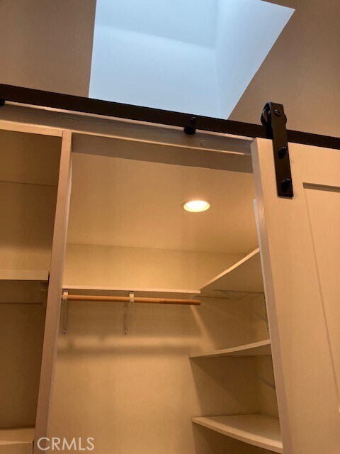 Building Photo - 57 Margate Square