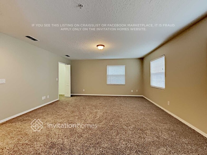 Building Photo - 10046 Moss Rose Way