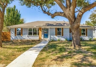 Building Photo - 8011 Woodhue Rd