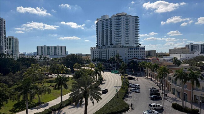 Building Photo - 1830 Radius Dr