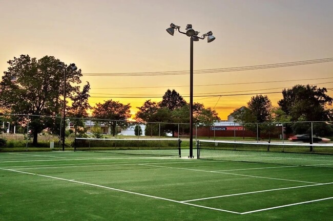 Building Photo - 4308 Chesapeake Dr