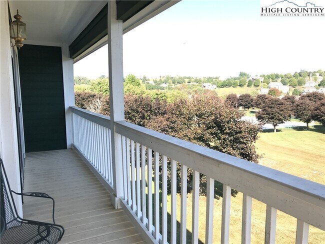 Building Photo - 155 Birkdale Ct