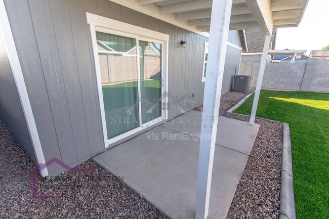 Building Photo - 2334 W Romley Rd