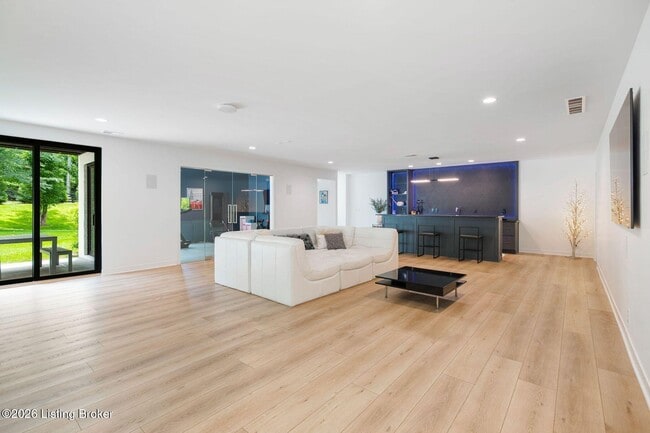 Building Photo - 14201 Reserves Cove Dr