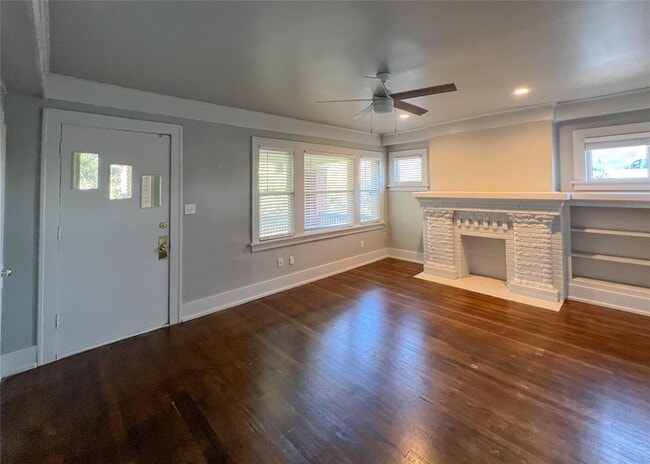 Building Photo - 1808 N Robinson Ave