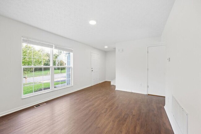 Building Photo - 8245 Crete Ln