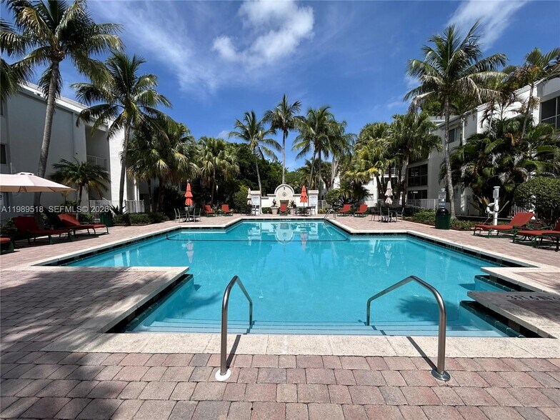 Building Photo - 5720 Rock Island Rd