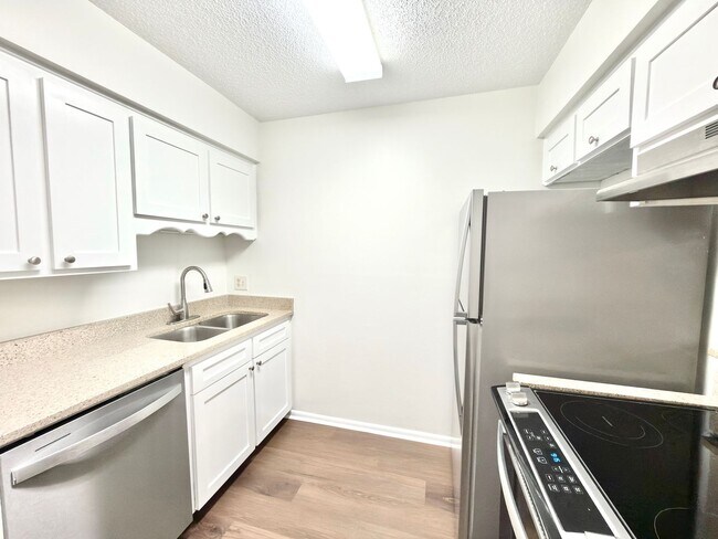 Building Photo - 5212 Butter Creek Ln