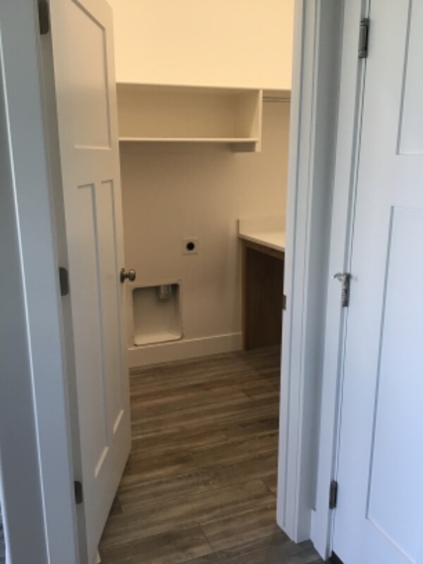 Building Photo - 209 Huntington St