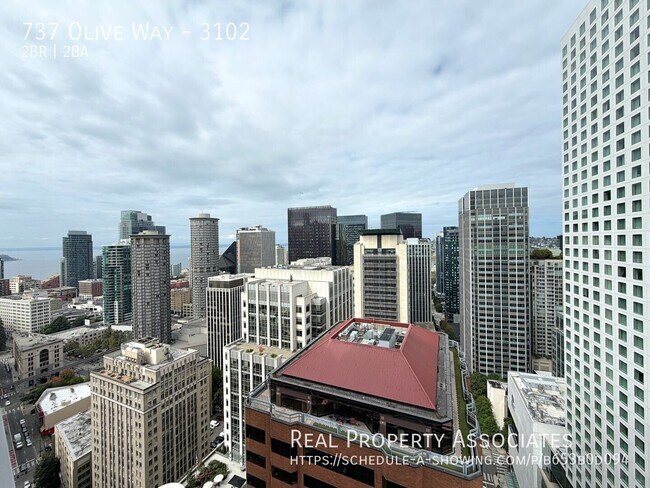 Building Photo - 737 Olive Wy