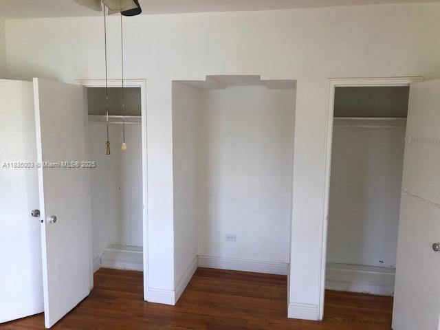 Building Photo - 1139 Marseille Dr