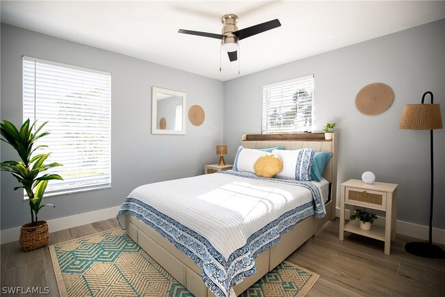 Building Photo - 528 14th St N