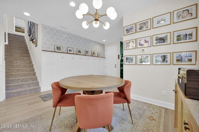 Building Photo - 409 Honeycomb Trl