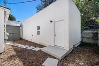 Building Photo - 10808 Sarah St