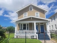 Building Photo - 2223 35th St