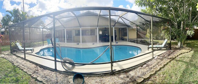 Building Photo - 357 NE Gulfstream Ave