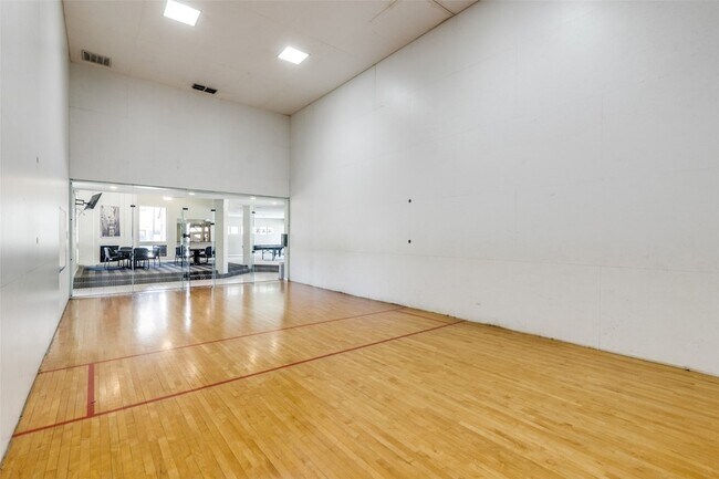 Building Photo - 1310 Harwell Dr