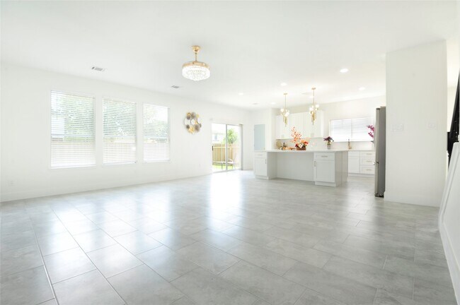 Building Photo - 9507 Flying Eagle Ct